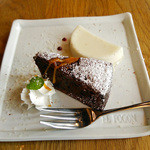 スペイン炭火焼料理 エル フォゴン - 