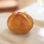 ブラッセリー ラシュレ - 自家製パン、焼きたてで美味しい！