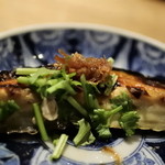 焼鳥 今井 - 15/8月焼きナス、香菜、XO醤