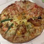 ピザヨッカー - 「お取り寄せ食材の4種ピザ」Mサイズ（2010年5月撮影）