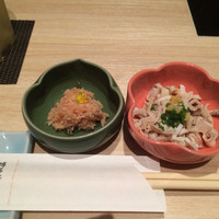博多華味鳥 梅田ヒルトンプラザ店 - ささみの明太和えと酢モツ