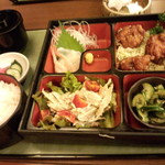 温や - 日替わり弁当<税込>880円(2015.09.06)