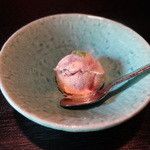 和ごころ　いけうち - 1509_いけうち_自家製アイス(バニラ・巨峰)