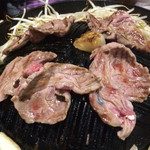 炭焼き成吉思汗 やまか - ラムの特上肩ロース