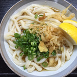 純手打うどん よしや - 冷ぶっかけ中 300円