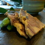 京松蘭はなれ - 先付はタンの味噌漬けと鶴岡産ダダ茶豆