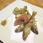 川原町 泉屋 - 若鮎と季節野菜の天ぷら
