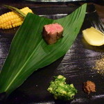 京松蘭はなれ - サーロインとマルシンの赤身、食べ比べ