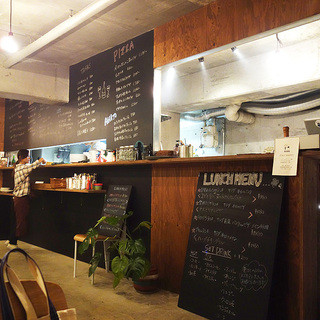 ピザ バル ピープス_2