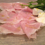 セラフィーノ - ハムとモッツァレラチーズ