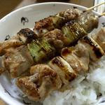 吾助 - 焼き鳥…100円（1本）