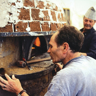 本場イタリアの自慢の薪窯で焼き上げるピッツァ