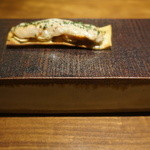 エニェ - 信州サーモンの低温コンフィ、イディアサバルチーズとマスタード