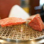 正泰苑 - 2015.9 本店限定のトップサーロインと町屋限定の柔らかもも