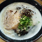 つけ麺 大雅 - 濃厚博多らぁめん(特製マー油入り)