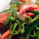 アンティカ・オステリア・ダル・ポンピエーレ - 【ルーコラを練り込んだタリオリーニ　活オマールエビのソース】