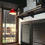 鉄8カフェ - 自然光・窓際カップルシート