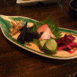 おいしい酒と料理 なかよし - 漬物盛り合わせ