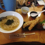 讃州手打ちうどん 我龍 - 2015年9月7日
      6周年記念限定麺