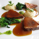 イベリコプレサの備長炭焼き　
          