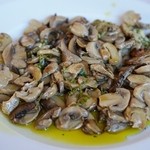 La Parada - キノコのガーリック炒め