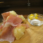 ピエトラ - アボガドのフリット生ハム添え800円（2015年9月）