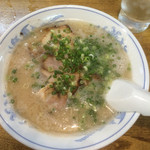 博多ラーメン ばりこて - 博多豚骨ラーメン650円 替玉120円