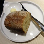 Iru Chipuresso Gion - 全粒粉バケット＆バター