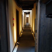 イル チプレッソ祇園 - 部屋までのアプローチ