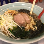 ネギラーメン小晴 - 岩のりネギラーメン
            この岩のりとネギとラーメンを一緒に食べたあの感覚が忘れられない