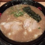 純とんこつラーメン