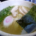 潮中華そば　700円