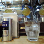 本枯中華そば 魚雷 - サイフォンが並んでるので、なんだかカフェっぽいッスｗ