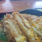 山六 そば店 - 結構旨いかつ丼です。