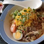 リンガーハット - 夏の麺、“涼風冷麺”(ピリ辛ゴマ味)