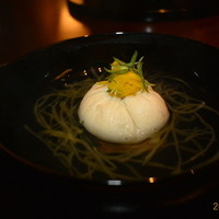 日本料理 幸庵 - お椀　枝豆と南京豆の入ったしんじょう