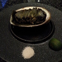 鉄板DINING集 栄店 - アワビの焼きもの（肝付き）