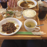 ベーカリーカフェ　ベレール - 牛バラ焼肉ランチ
