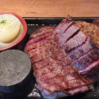 听屋 六本木 - 1pound（赤身200ｇ＋ハンバーグ250ｇ）3,375円
