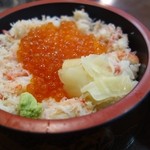 朝市食堂 - かにいくらちらし