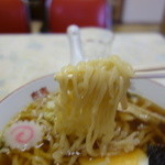 宇佐美食堂 - 麺は軟目