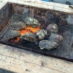 志摩サンライズ - 料理写真:岩牡蠣一杯　※2015年8月2日目