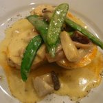 尾道中華そば ボラーチョ - 若鶏のクリームソース