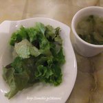 洋食&喫茶 ハッピー - サラダとスープ