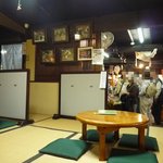 鬼太郎茶屋 - イートインのコーナーからお土産売り場を・・・