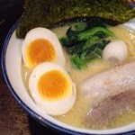 吟家 - 半ラーメン＋味玉