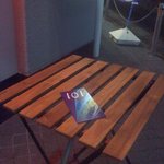 日高屋 - 角地の立ち飲みテーブル