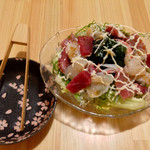 宮戸川 - 宮戸川サラダ（ハーフ）、取り皿が可愛らしい