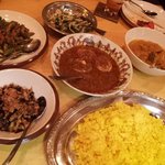 カルータラ - 夜のカルータラ♪大皿の料理たち