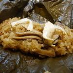 ☆包まれたごはんは…松茸の良い香りがGood!!☆